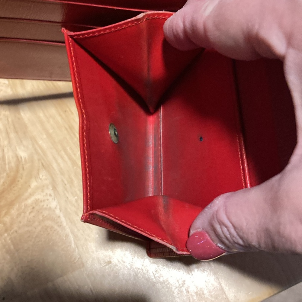 Louis Vuitton Red Leather EPI Wallet - Picture 14 of 14